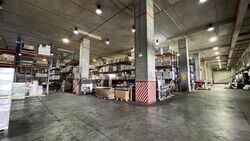 Thyssen Haniel Logistics Centre (D16), Warehouse #578705921